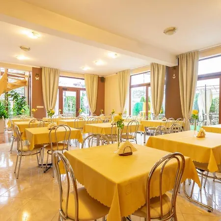 ベッド・アンド・ブレックファスト Marynarski - 3*