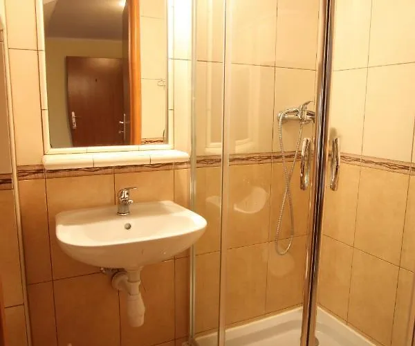 Alojamento de Acomodação e Pequeno-almoço Marynarski - 3*